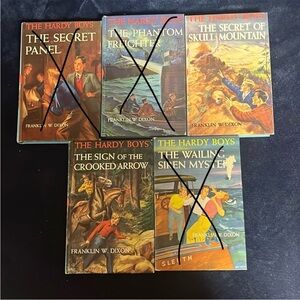 2 PC The Hardy Boys Book Bundle